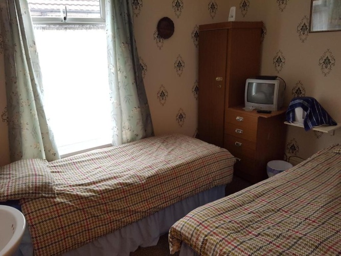 Economy Twin room