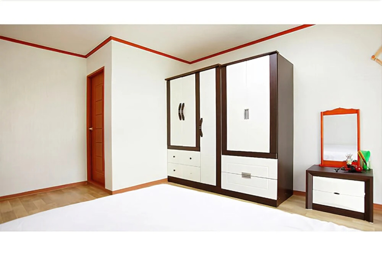 Sokcho Full House Pension