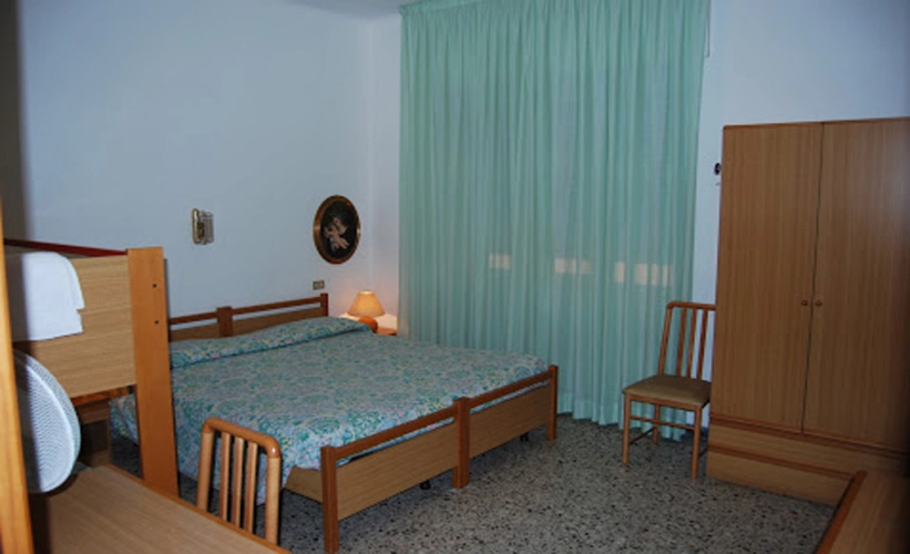 Hotel Dora