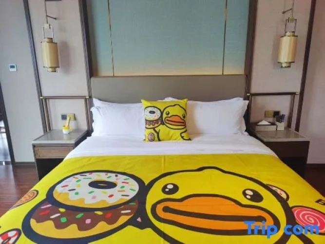 Deluxe Family Suite