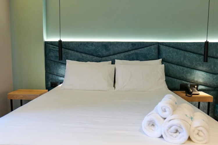 Seawave Hotel