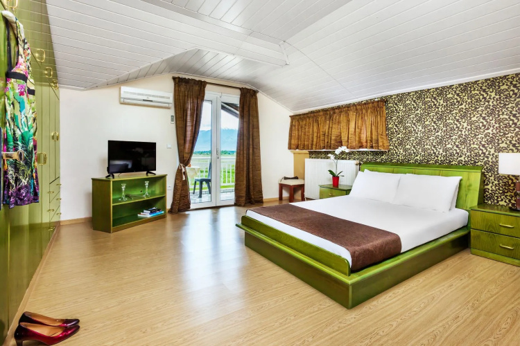 Amfion Hotel
