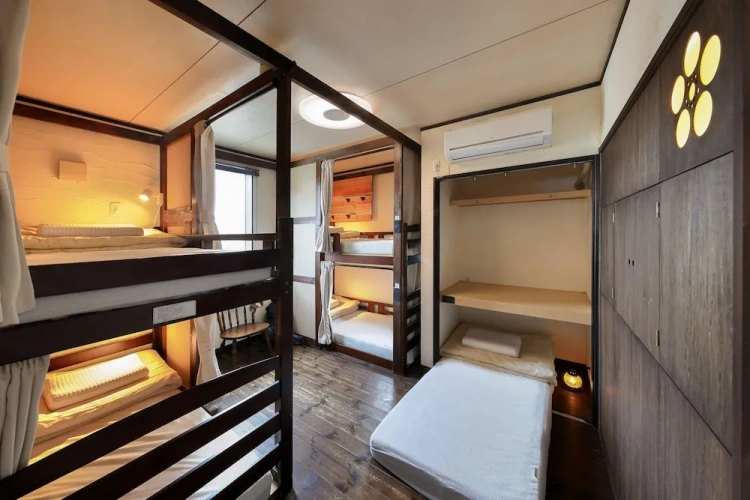 Bed in Dorm (male dorm)