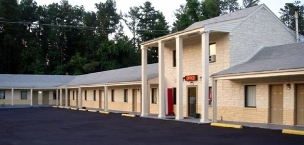 Snow White Motel