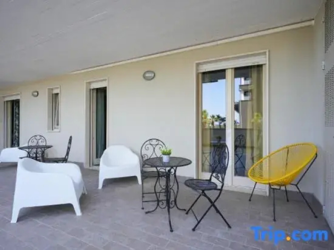 Sky Gate Gold – Suite Terrazza Aeroporto