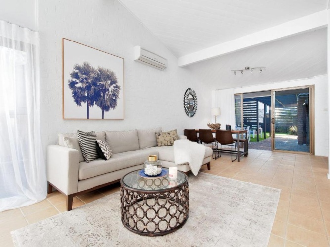 3 Bedrooms Cottage