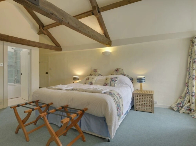 Abbots Manor