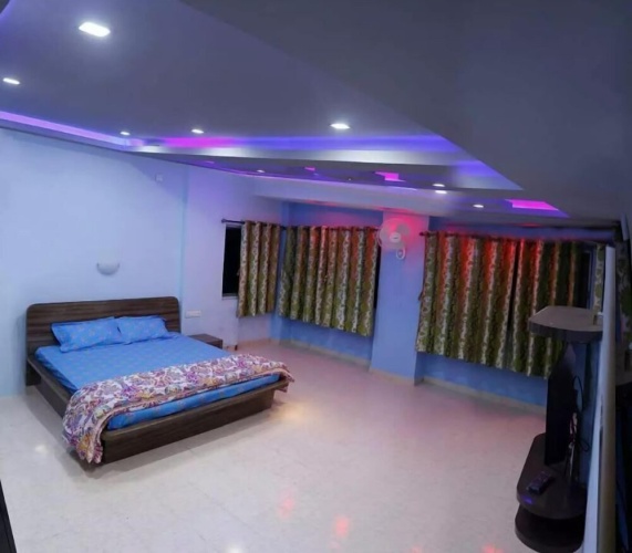Standard Family room