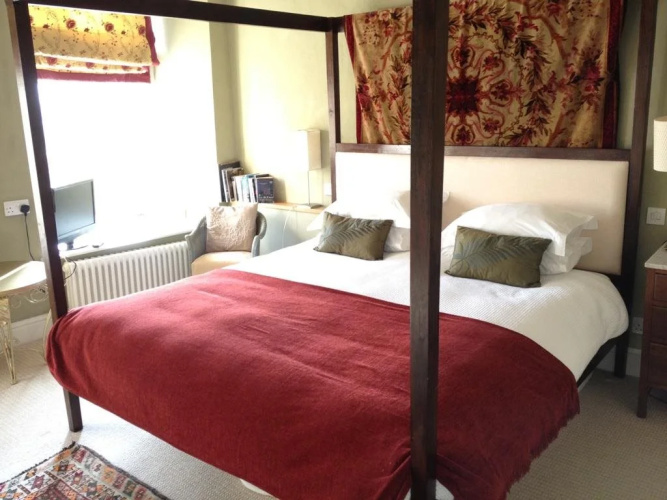 Manor Farm House