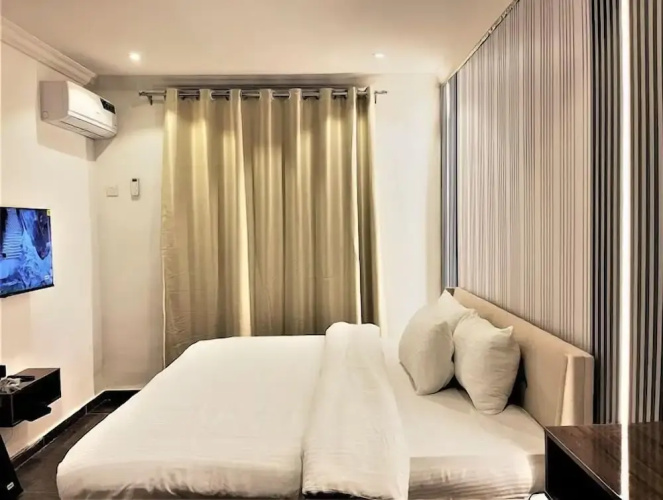 Imperio Apartments