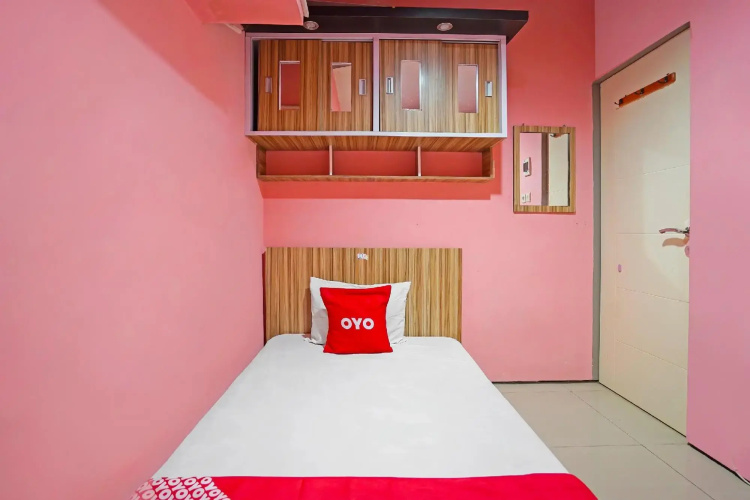 OYO 91743 Choirul Residence