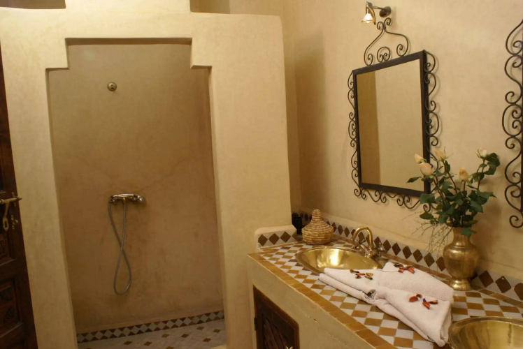Riad Nabila