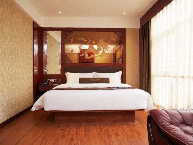 Yucheng Hotel