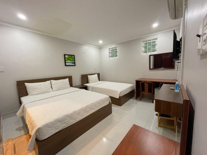 Standard Triple room