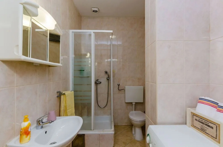 Kljunak Apartment