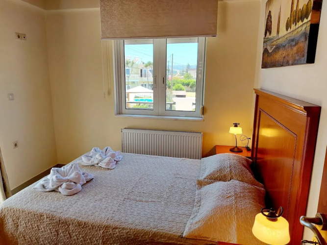 Socrate's Apartment's With Share Pool