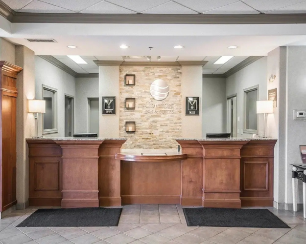 Holiday Inn Express Salmon Arm