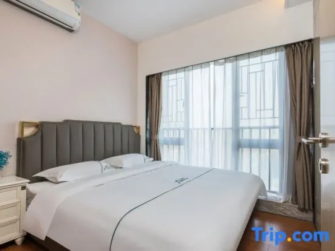 3 Bedrooms Apartment