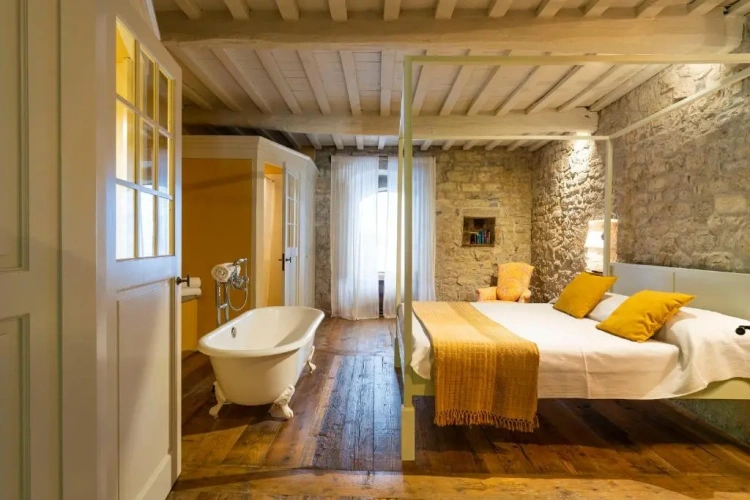 Superior Single room