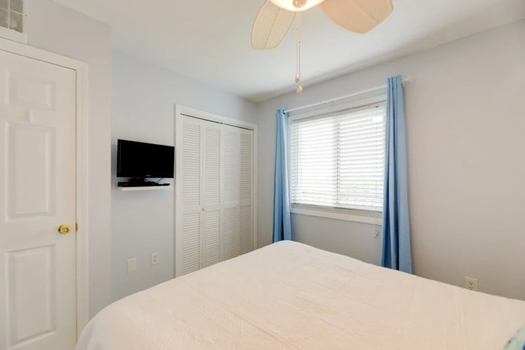 1 Bedroom Apartment with balcony