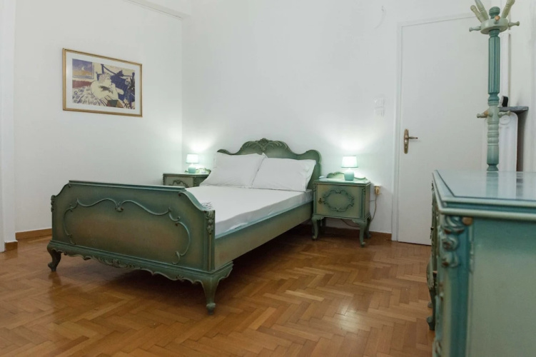 Koukaki Vintage Look 2BR Apt w Balcony