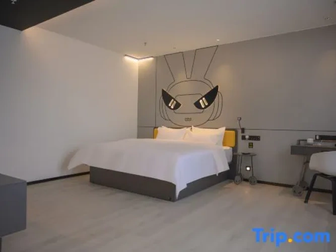 Deluxe Double room with view