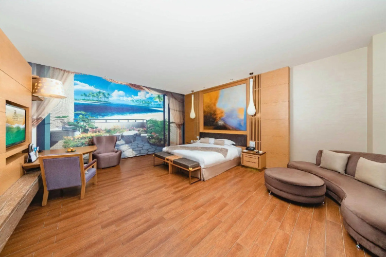 Regal Palace Resort Hotel