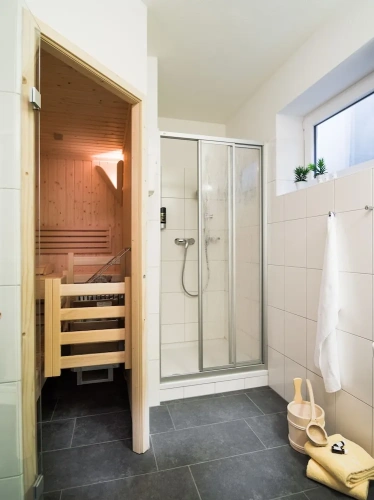 4 Bedrooms Premium Apartment with balcony