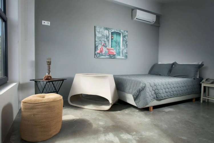 Entechnos Living