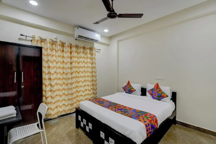 Fabhotel Heaven 75