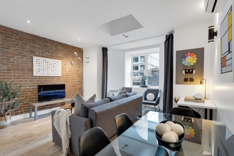 1 Bedroom Deluxe Apartment with city view