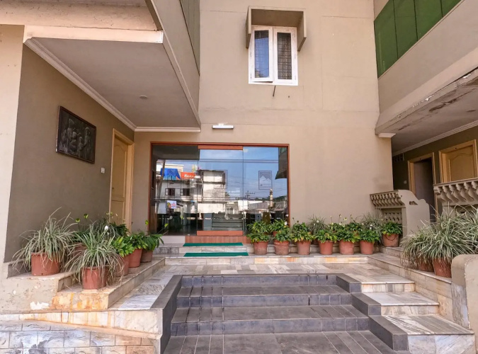 Chandragiri Inn