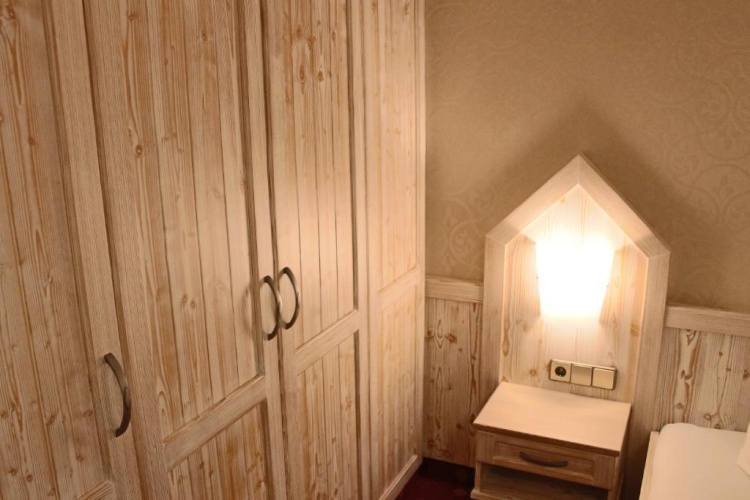 2 Bedrooms Suite with balcony