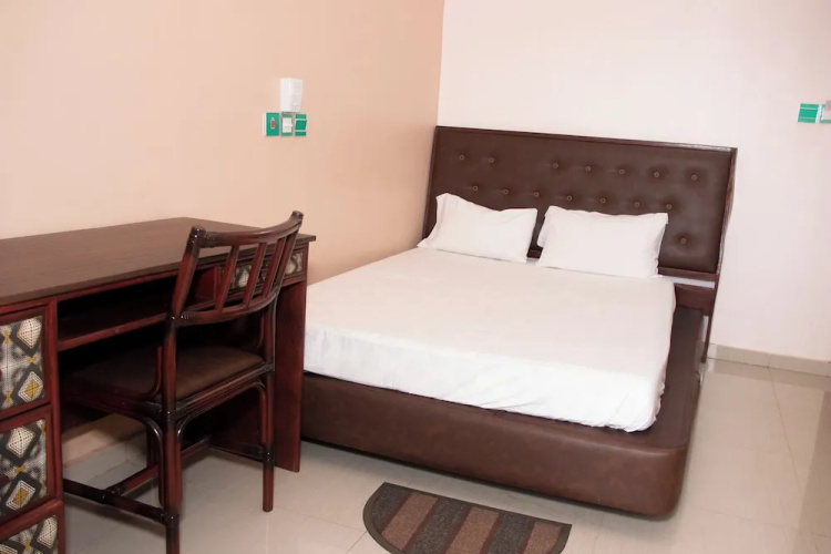 Alafia Hotel Ketou