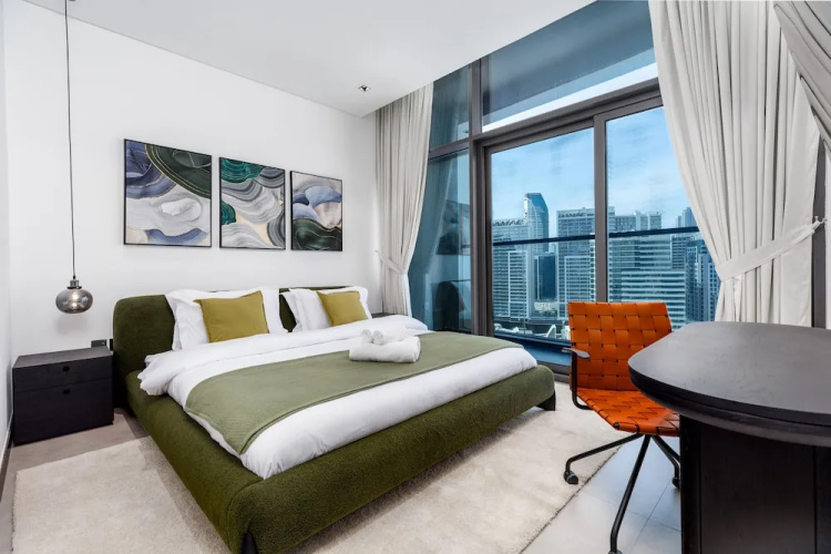 Waves - Urban Retreat Waterfront Elegance at 15 Northside