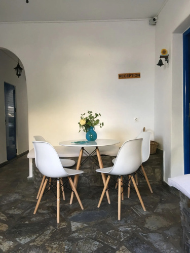 Stefano Apartments