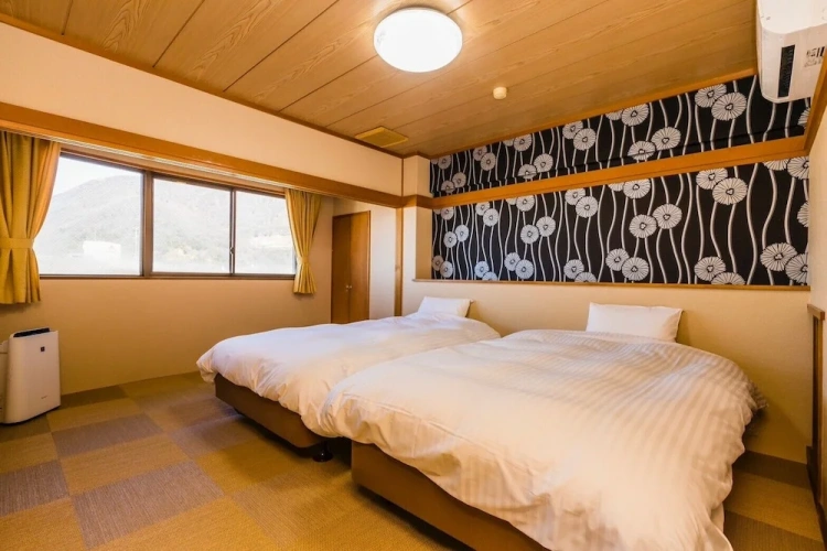 Classic Quadruple room