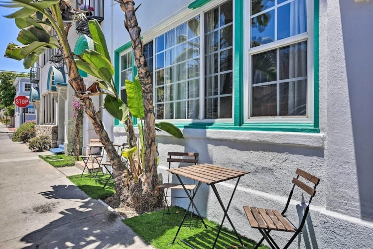 3 Bedrooms Apartment with balcony