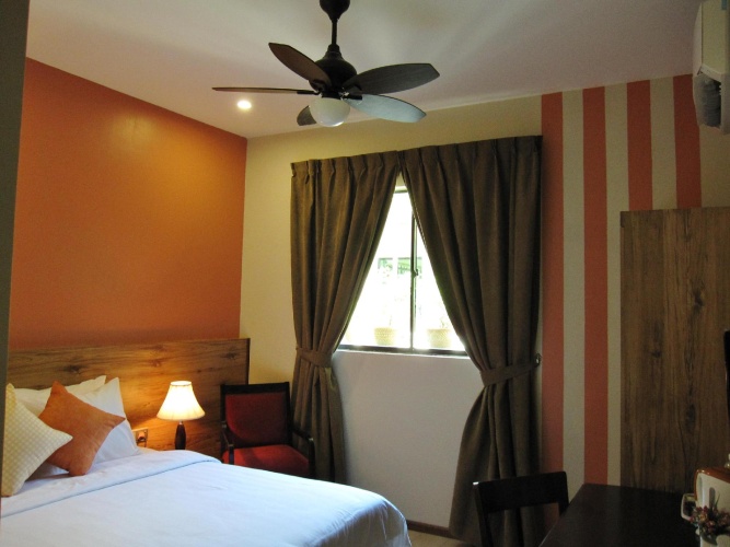 Economy room