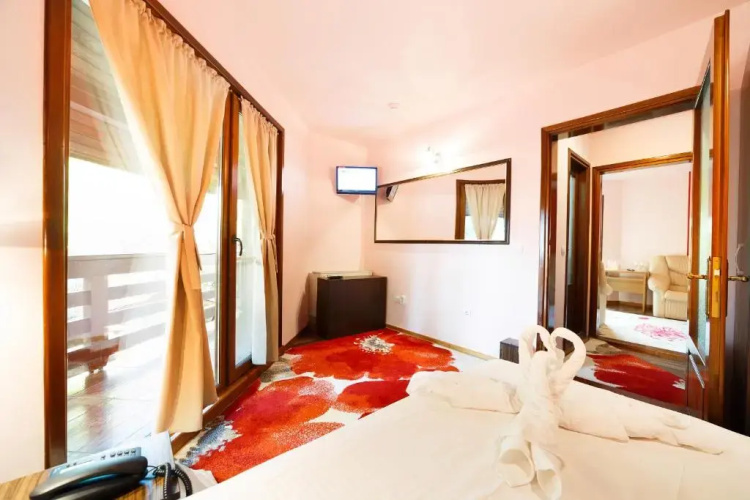 Insula Hotel