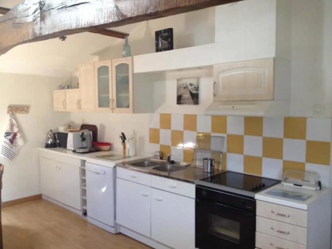 3 Bedrooms Cottage