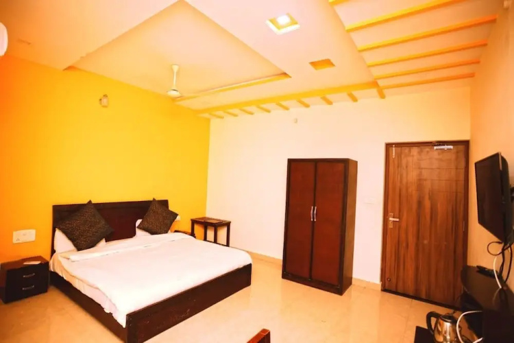 Meera Valley Resort