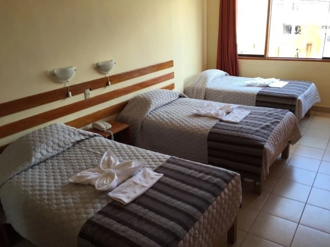 Standard Triple room