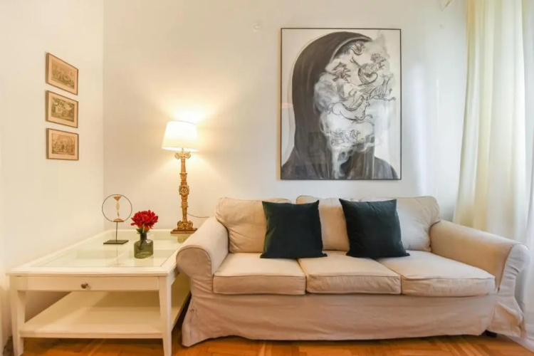 The Little Paris Apartment in Central Bucharest