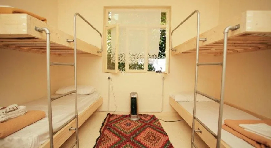 Zig Zag hostel