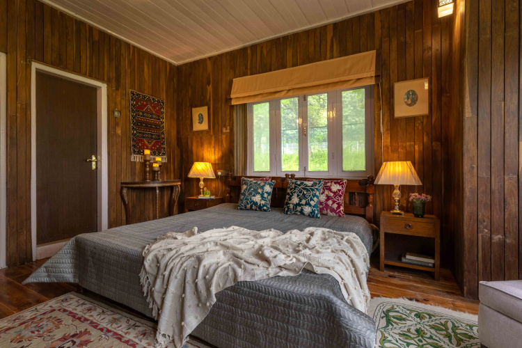 Hill Retreat