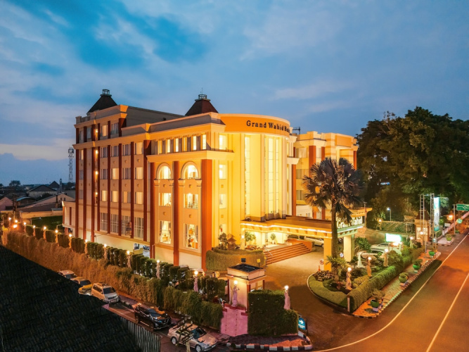Grand Wahid Hotel - Salatiga