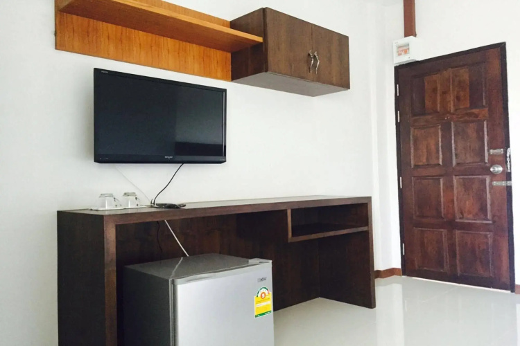 Siriwat Apartment