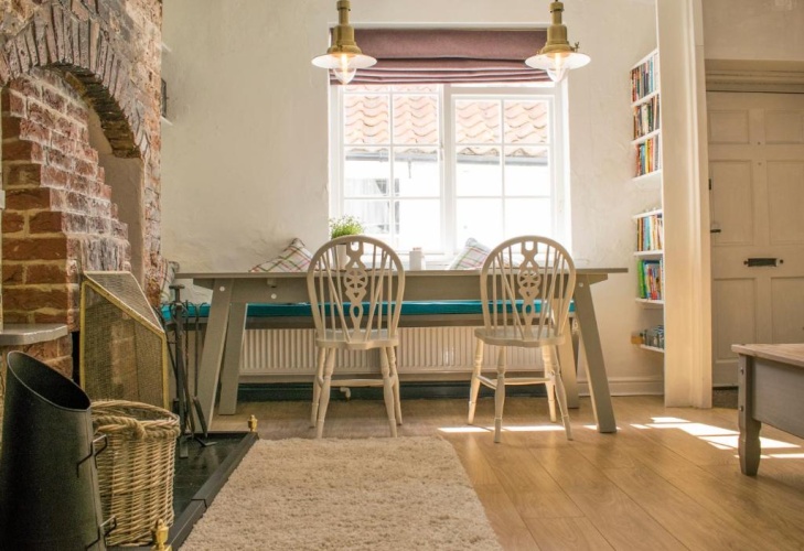 3 Bedrooms Cottage