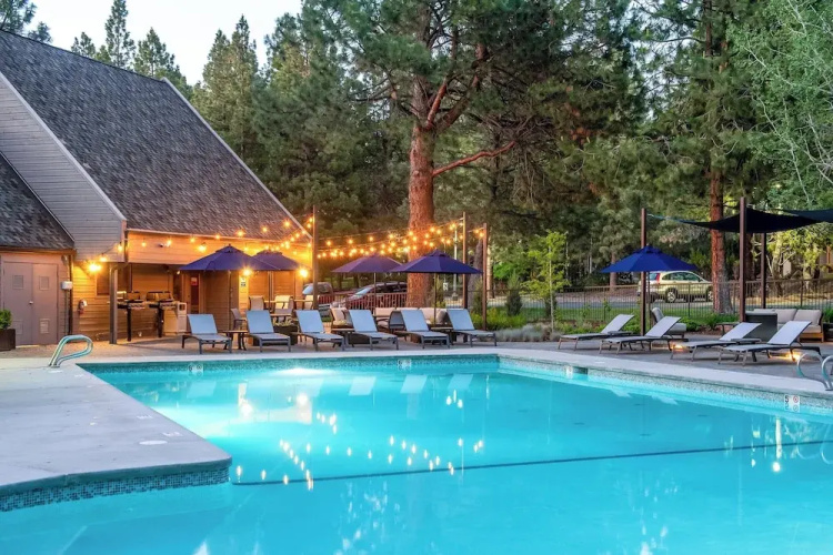 Mt Bachelor Village Resort Condo: 19 Mi to Skiing!